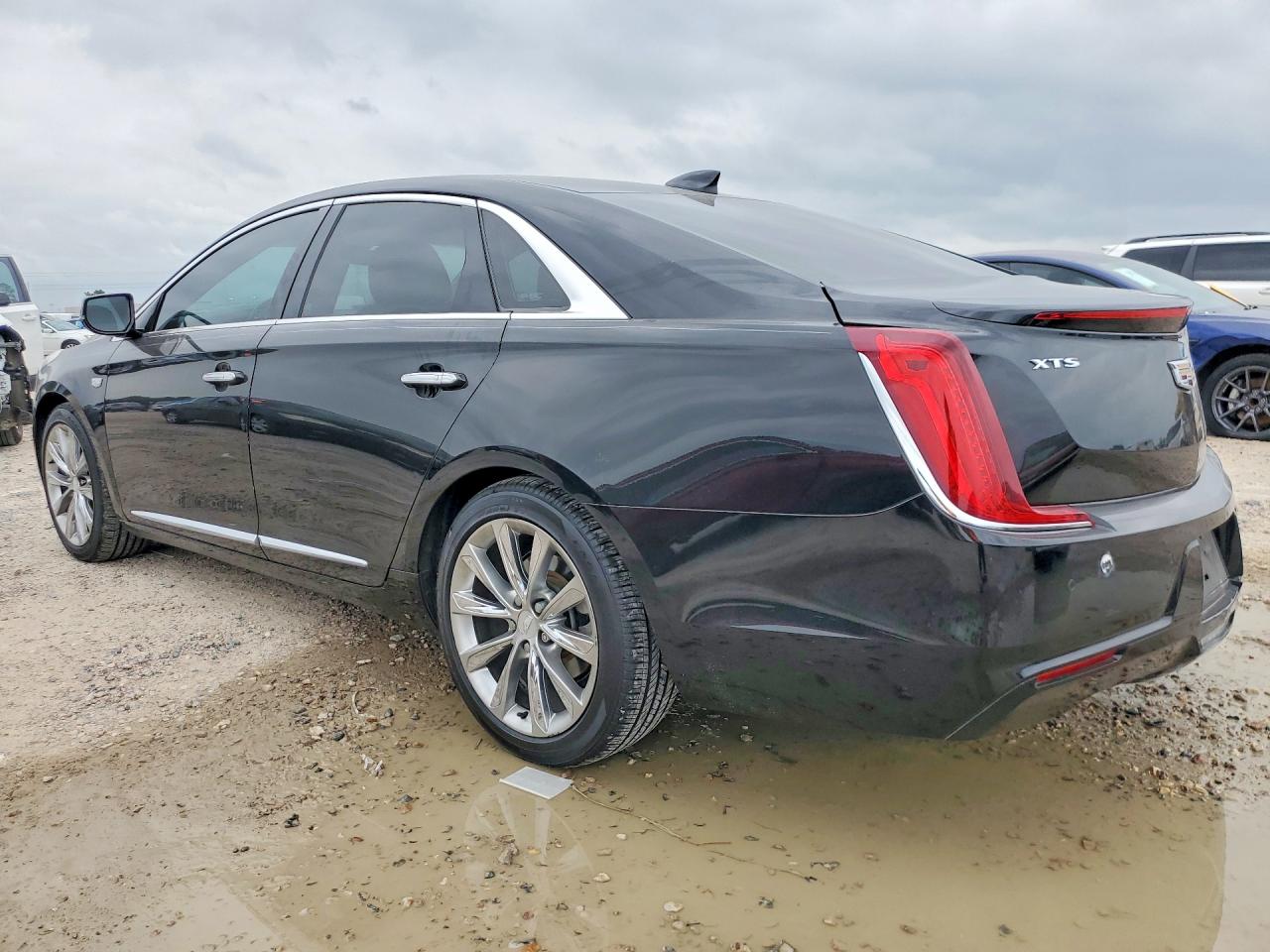 Cadillac XTS