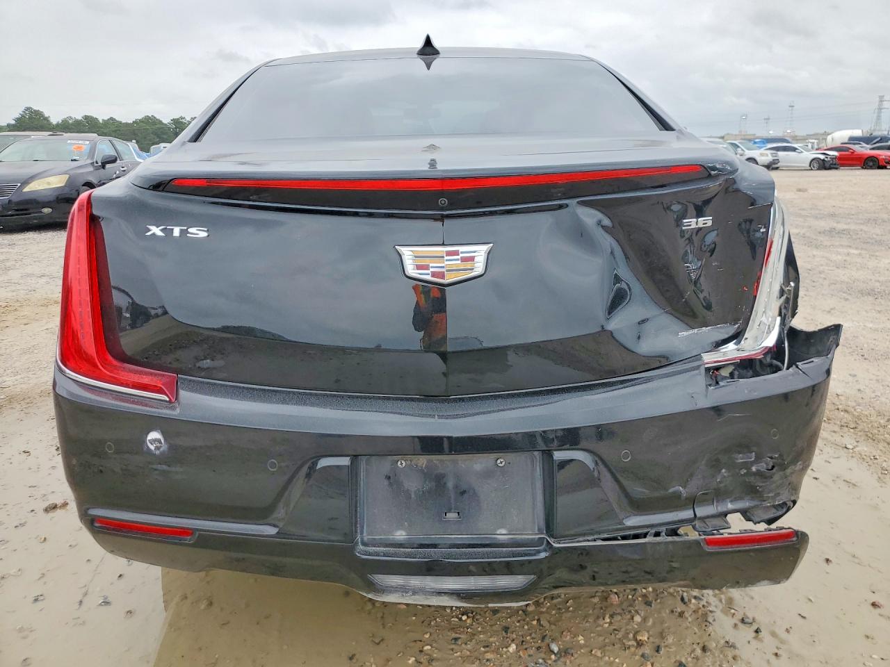Cadillac XTS