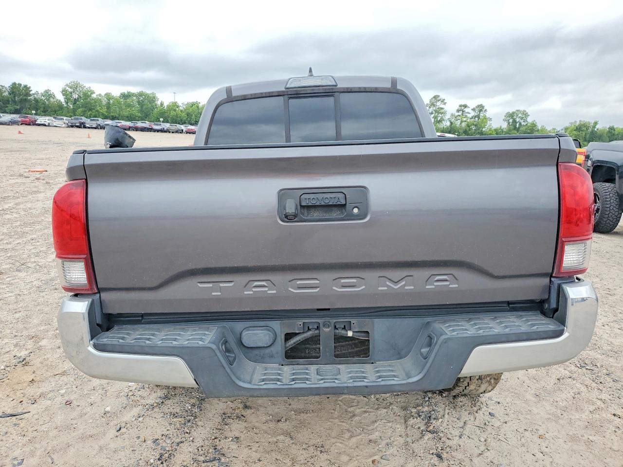 Toyota Tacoma Sr5