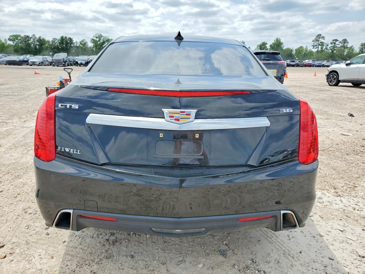 Cadillac CTS Luxury