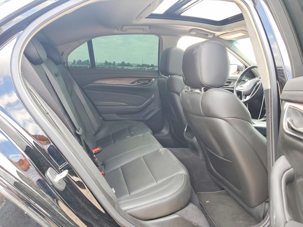 Cadillac CTS Luxury