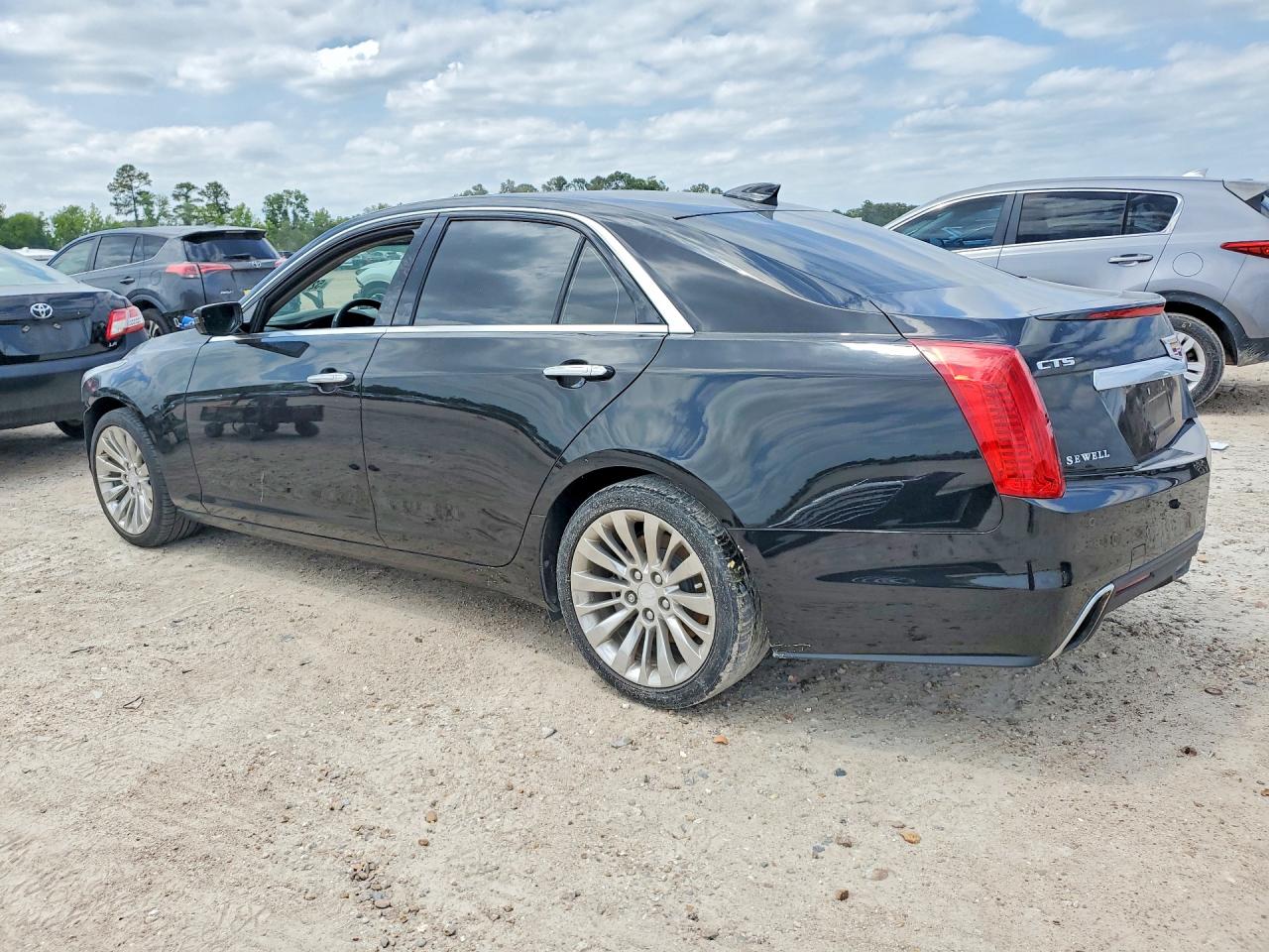 Cadillac CTS Luxury