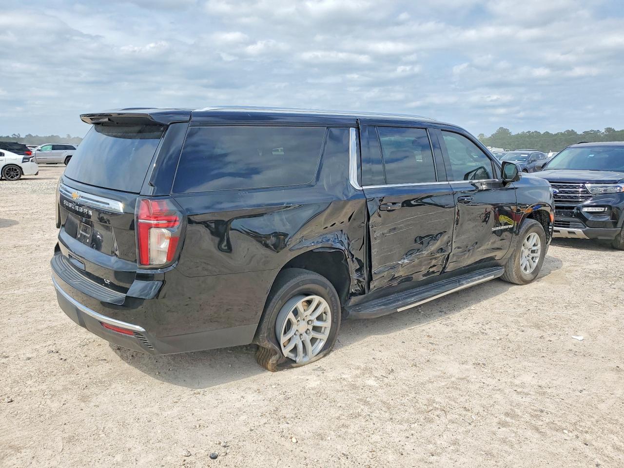 Chevrolet Suburban C1500 Lt
