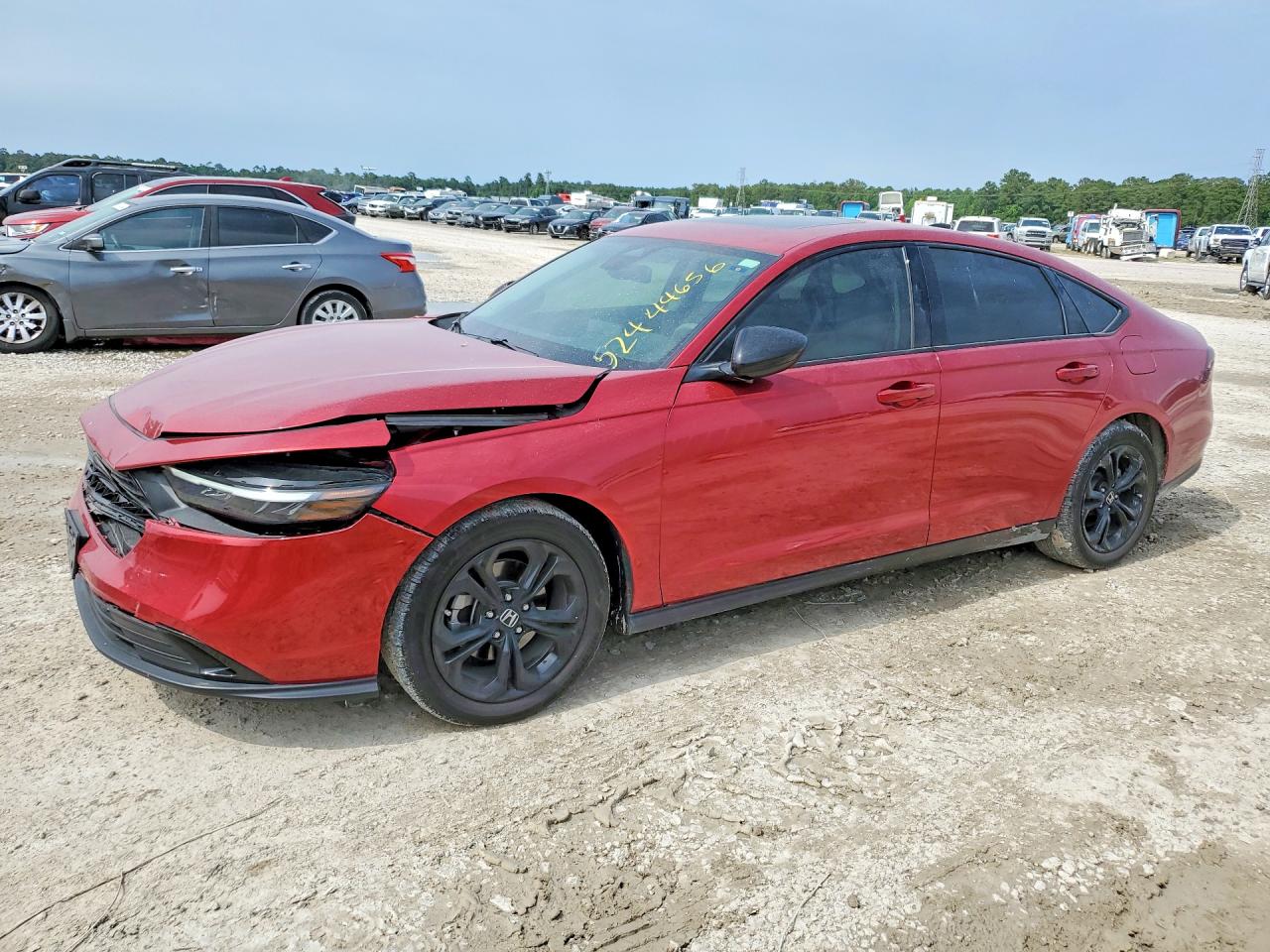 Salvage Honda Accord Image