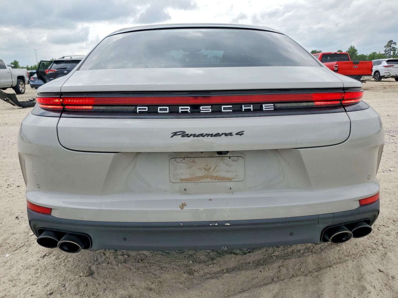 Porsche Panamera 4 E-hybrid
