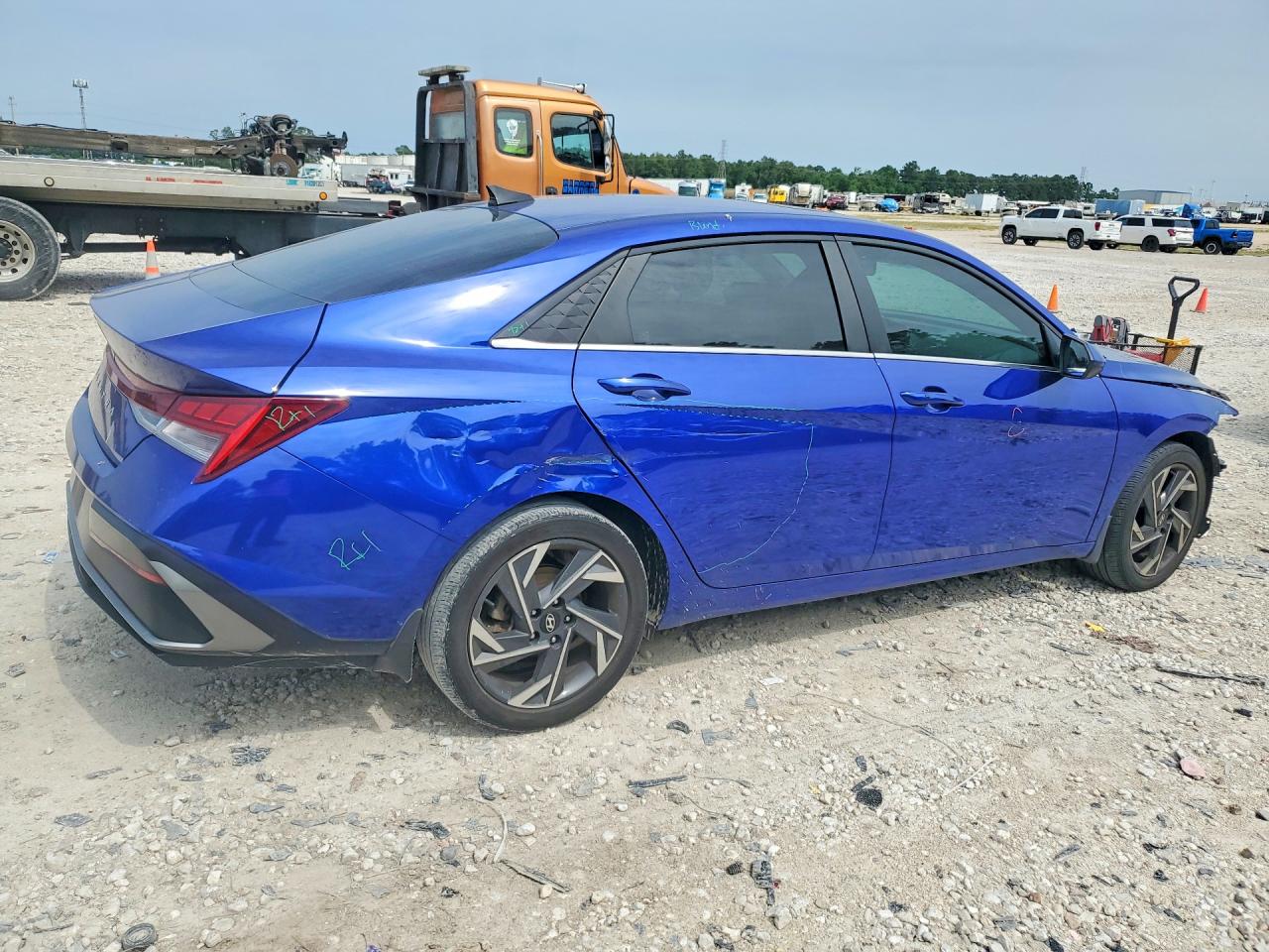 Hyundai ELANTRA Sel