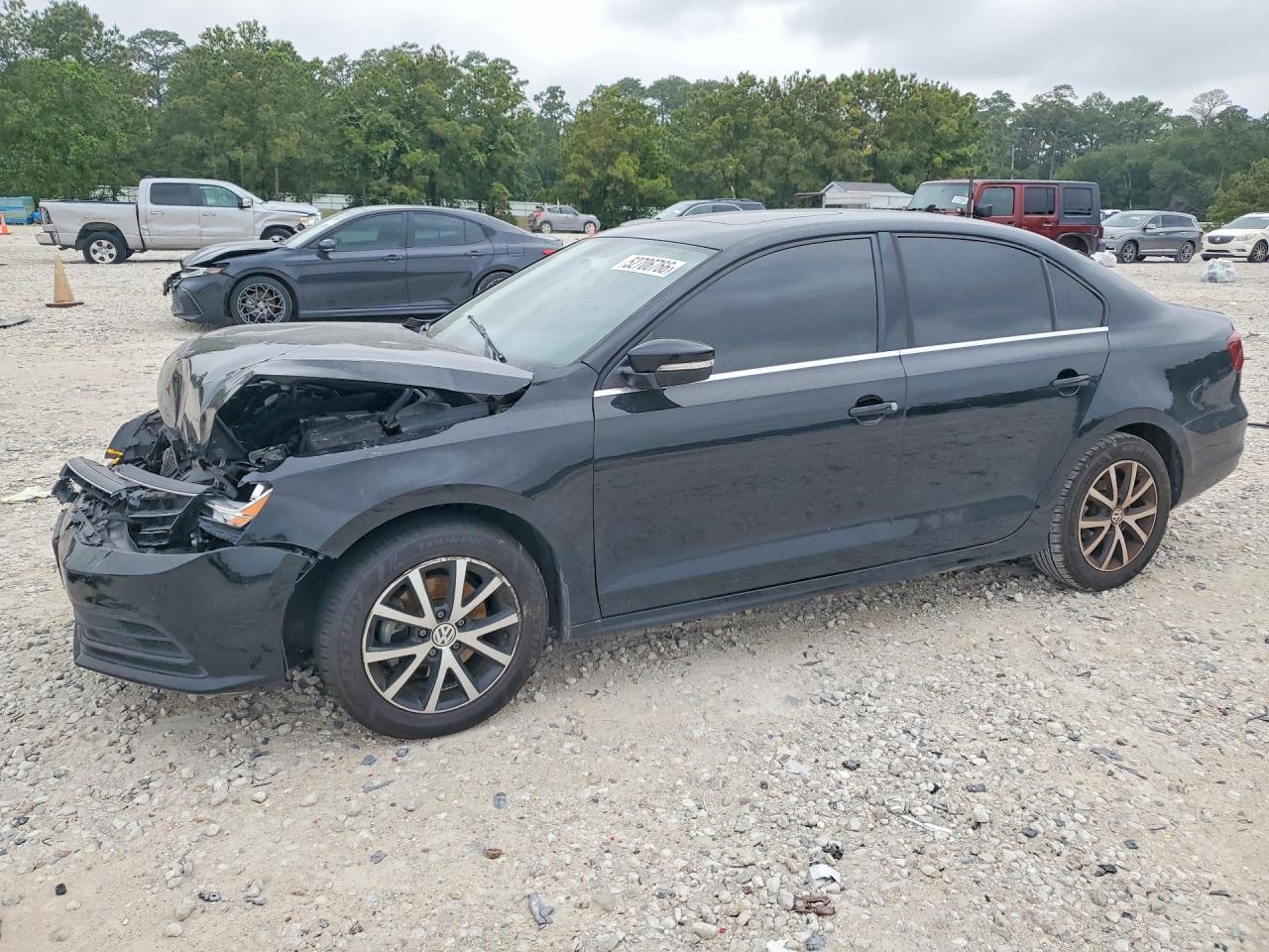 Salvage Volkswagen Jetta Image