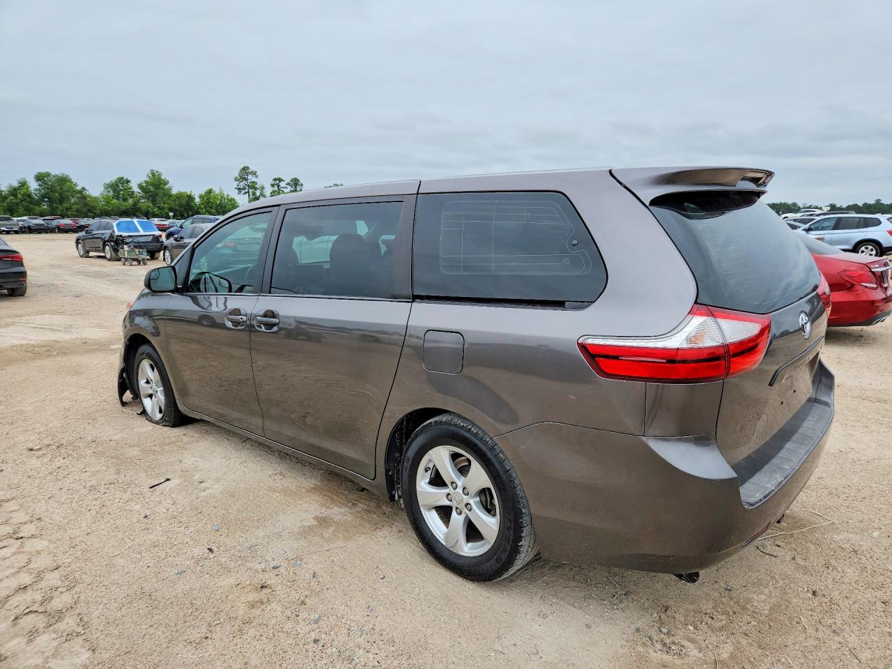 Toyota Sienna L 7-passenger