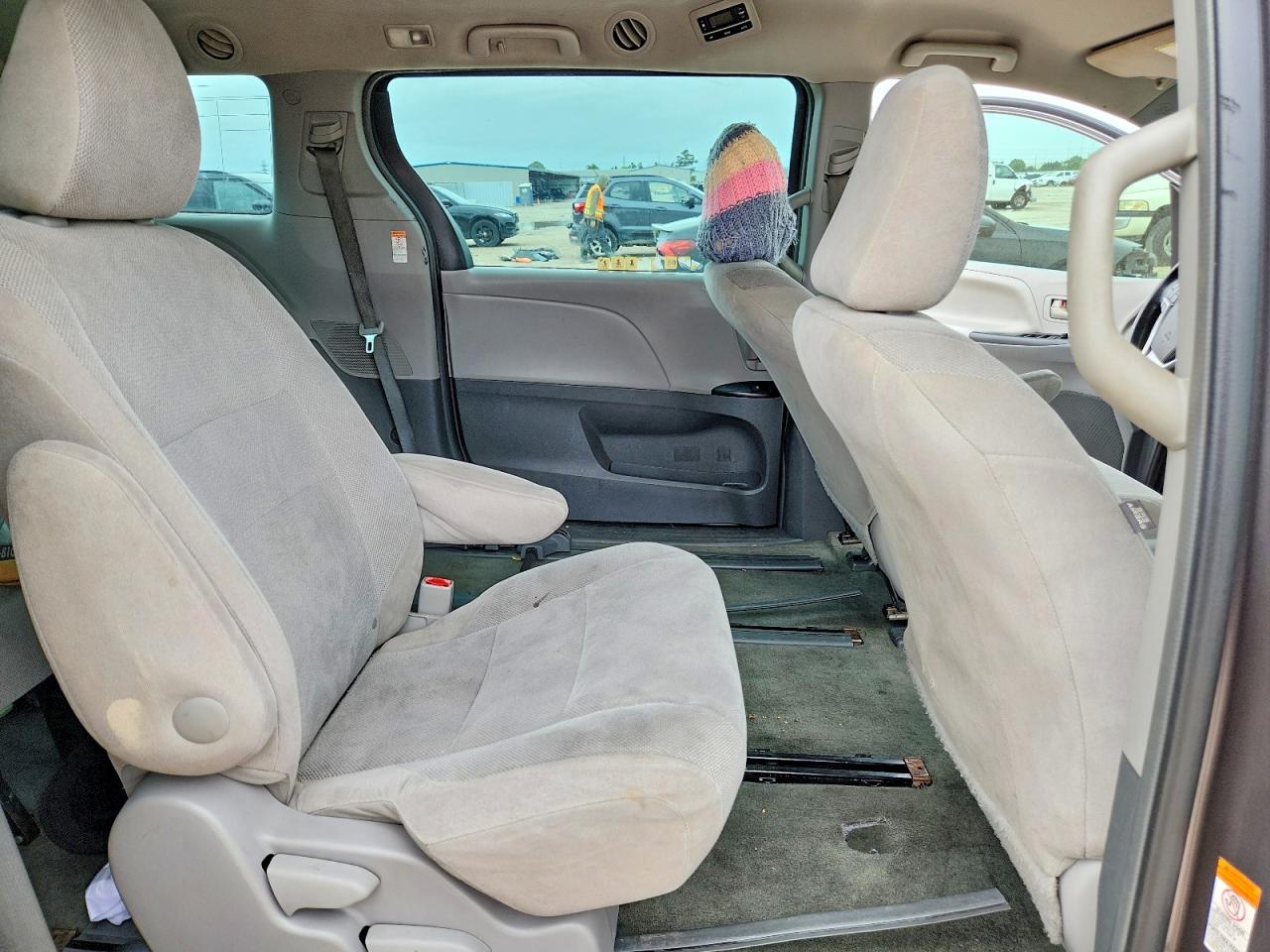 Toyota Sienna L 7-passenger