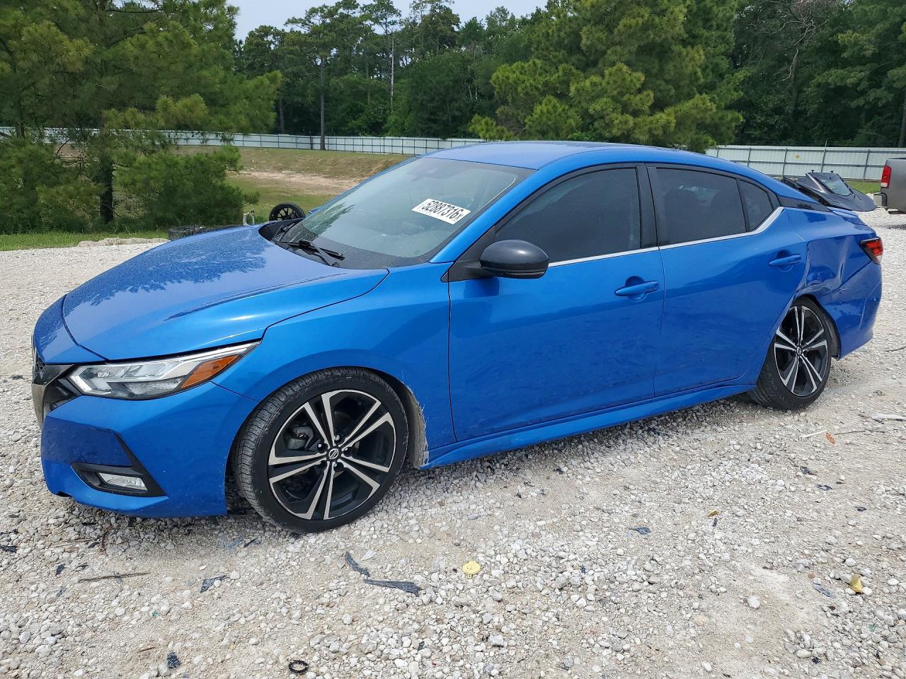 Salvage Nissan Sentra Image