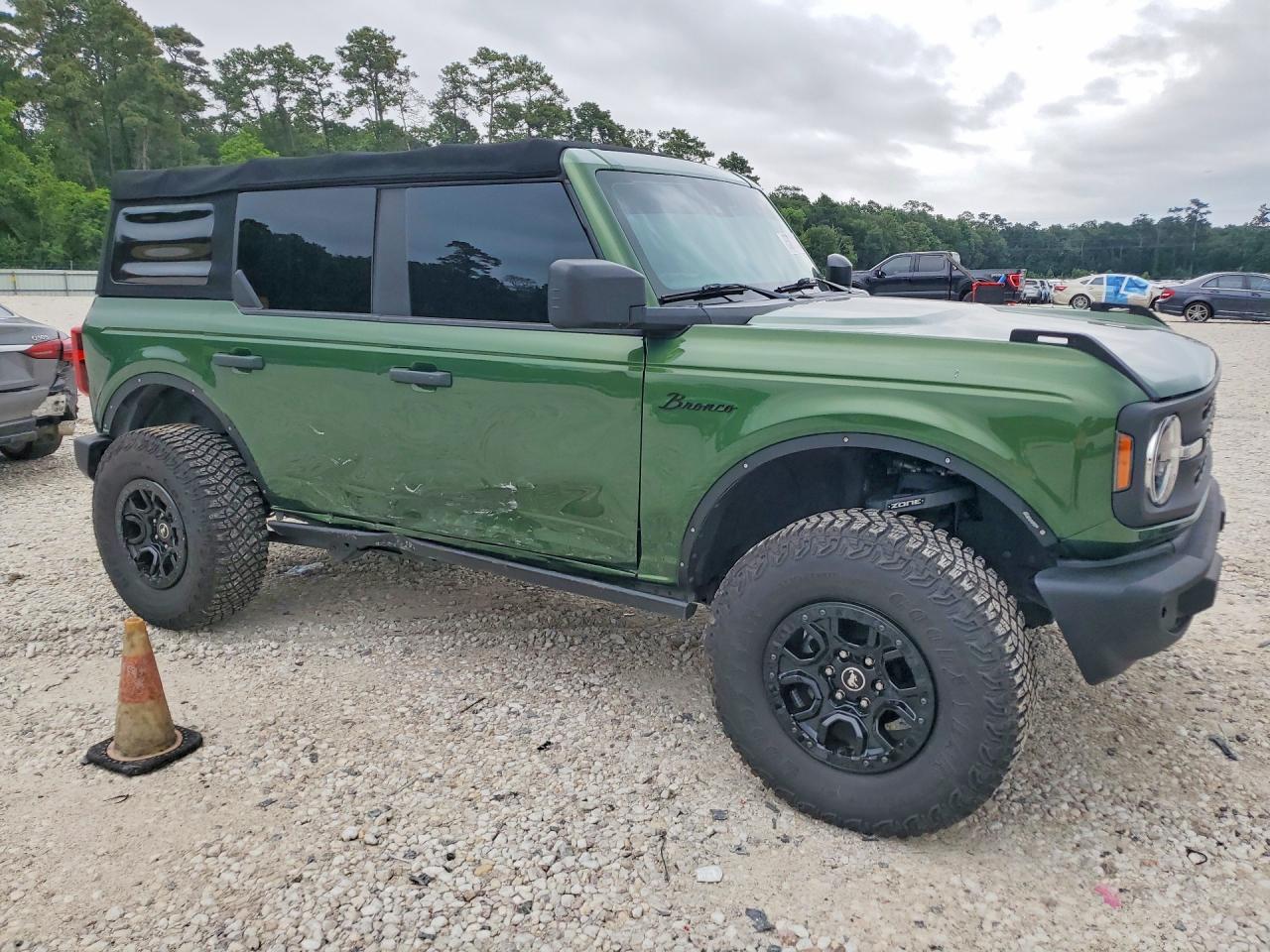 Ford Bronco Base