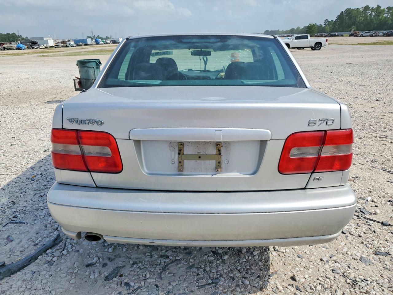 Volvo S70 Base