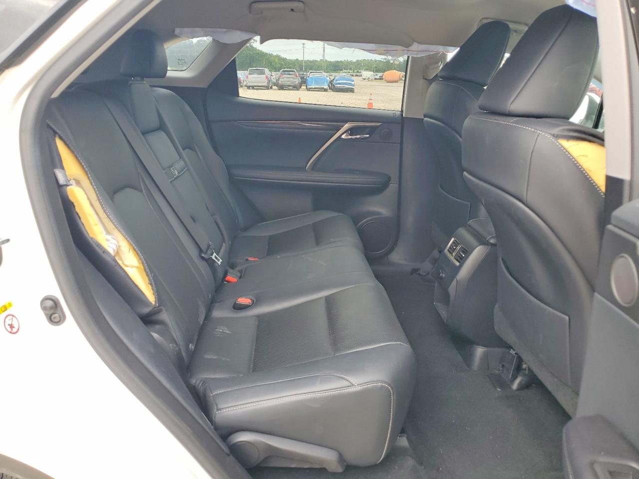 Lexus RX Base