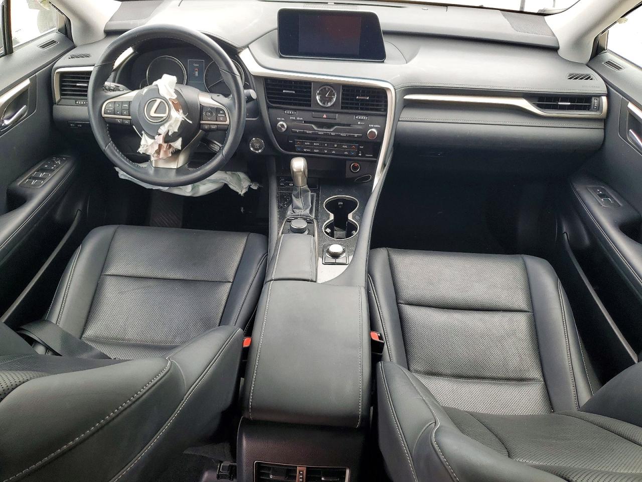 Lexus RX Base