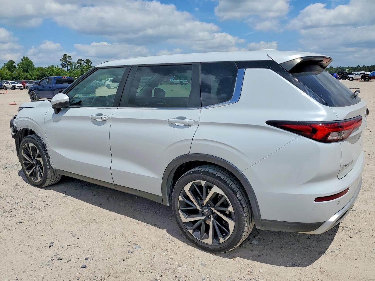 Mitsubishi Outlander Se