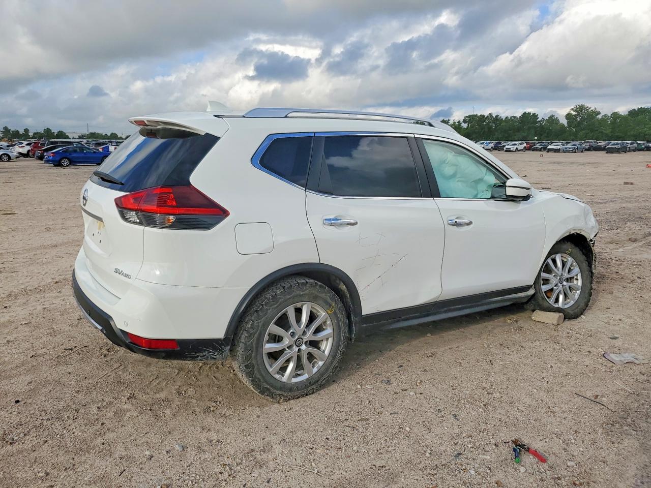 Nissan Rogue Sv