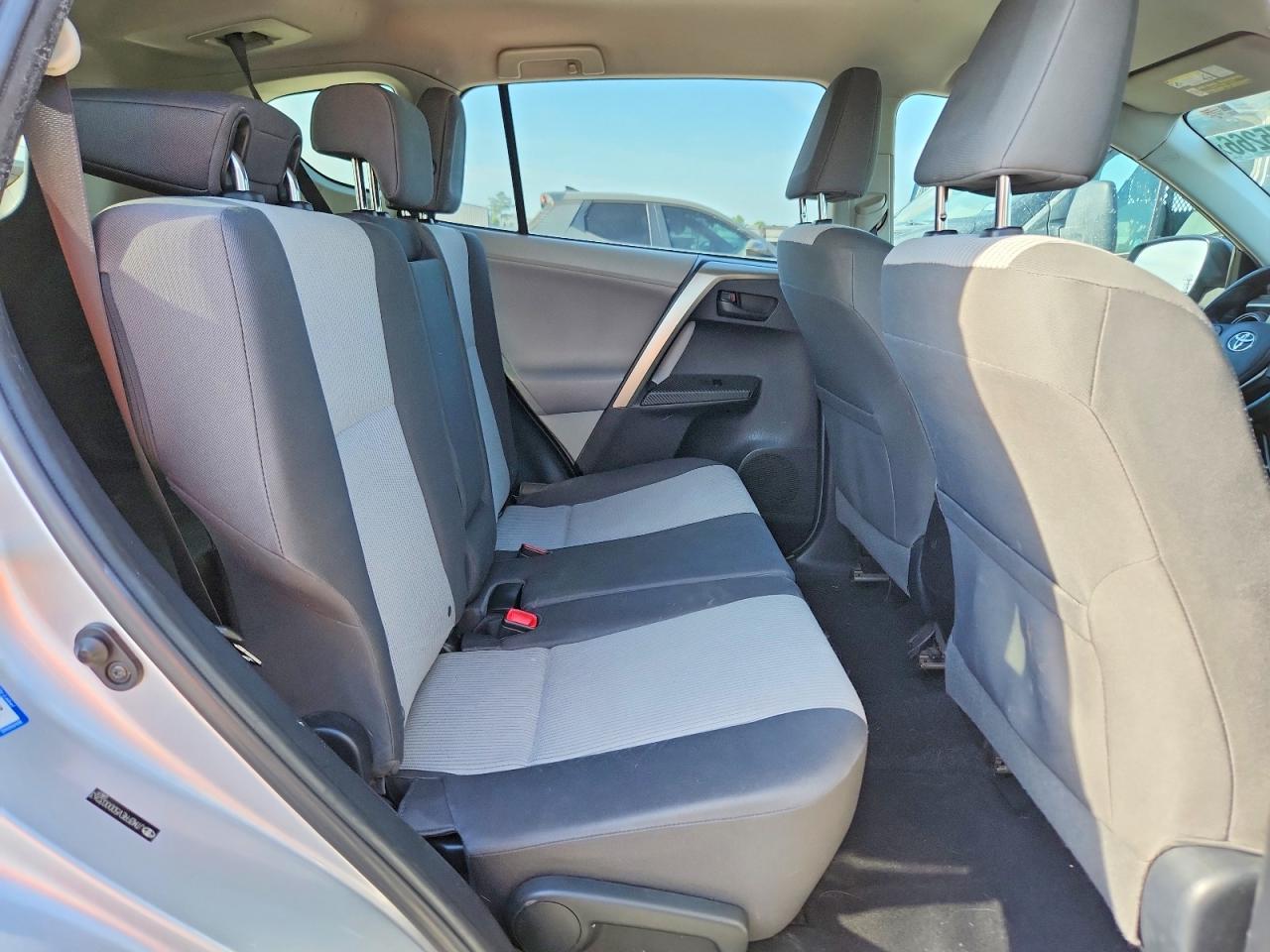 Toyota RAV4 Le