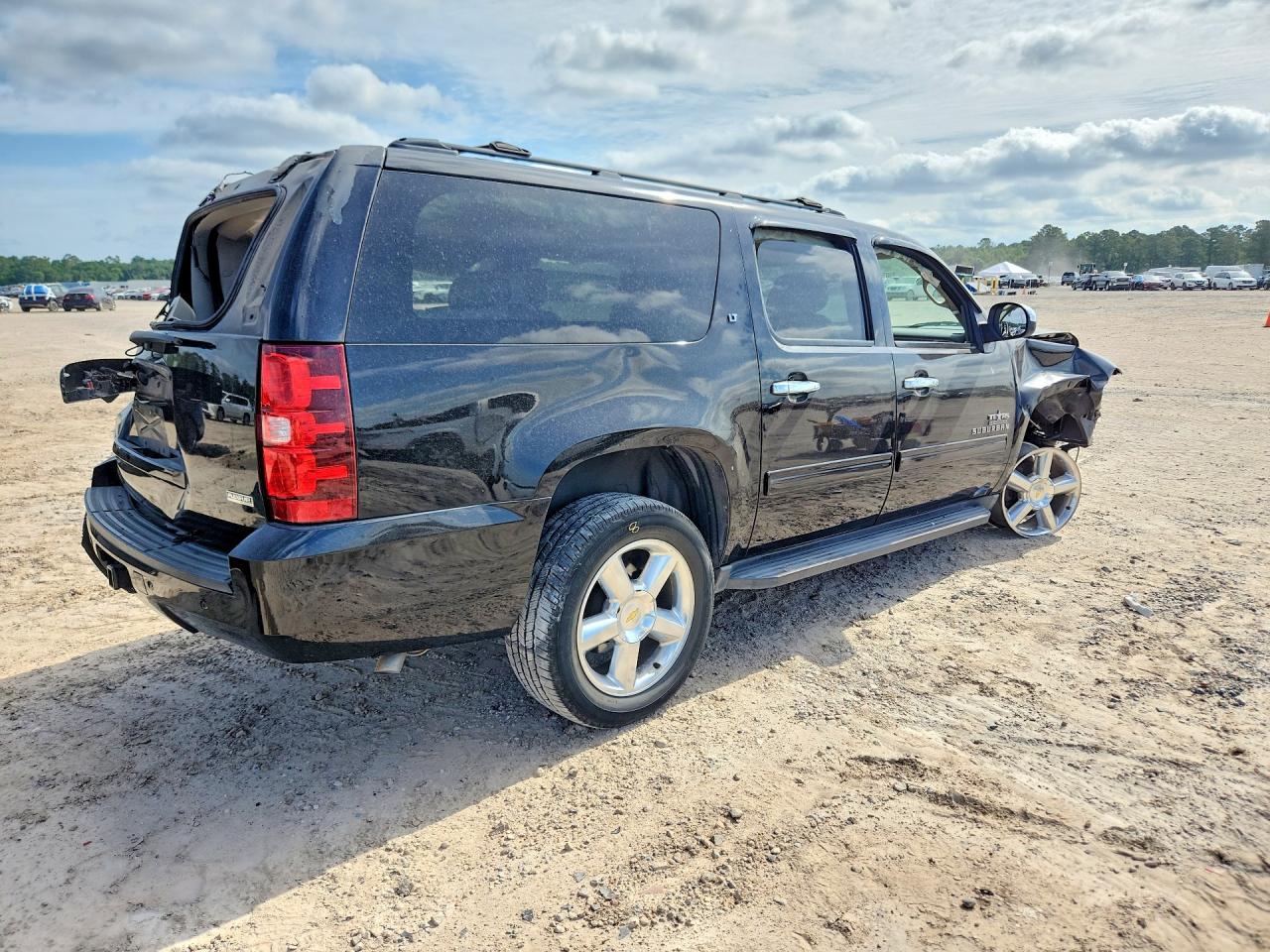 Chevrolet Suburban C1500 Lt