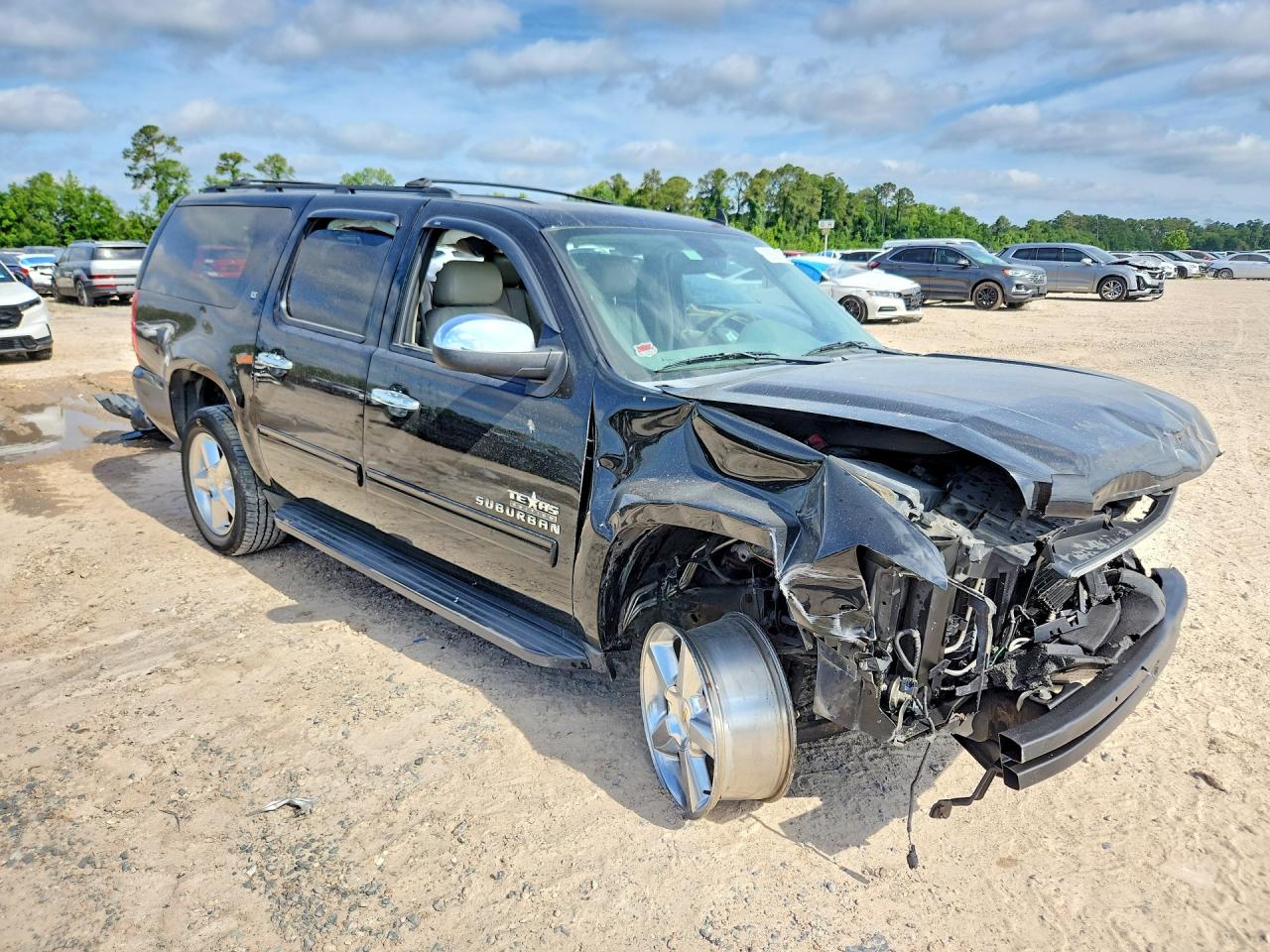 Chevrolet Suburban C1500 Lt