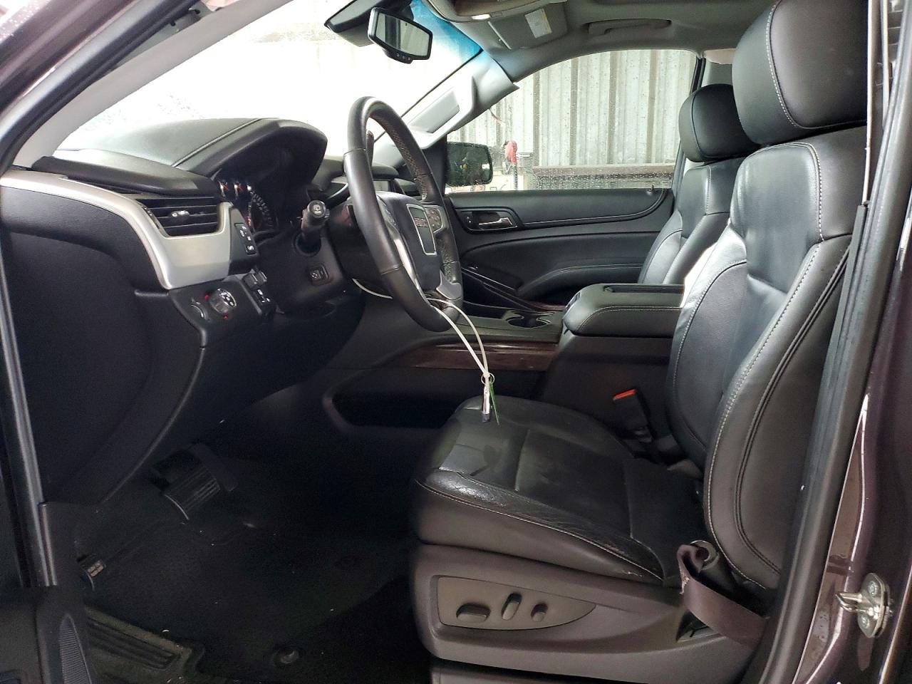 GMC Yukon Slt