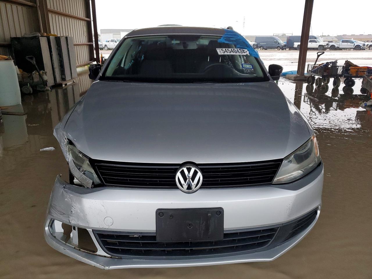 Volkswagen Jetta Base