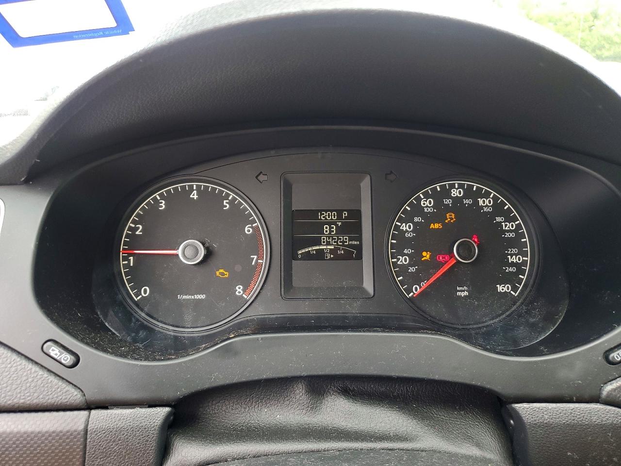 Volkswagen Jetta Base