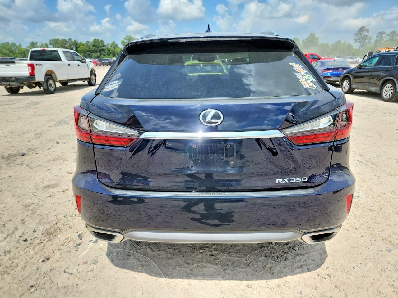 Lexus RX Base