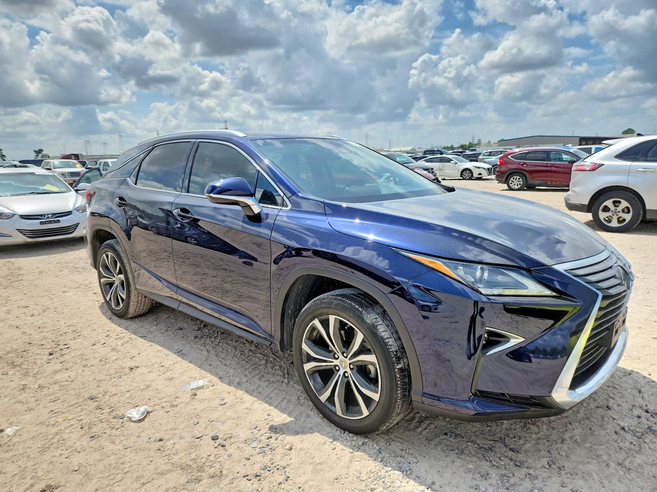 Lexus RX Base