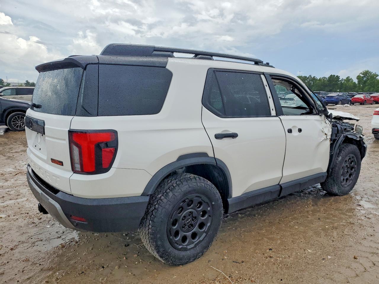 Honda Passport Trailsport Elite