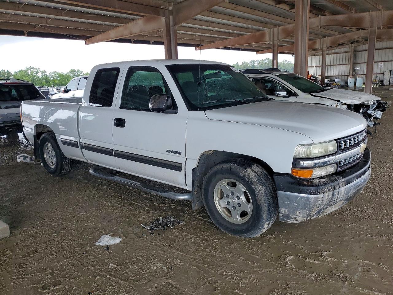 Chevrolet Silverado C1500
