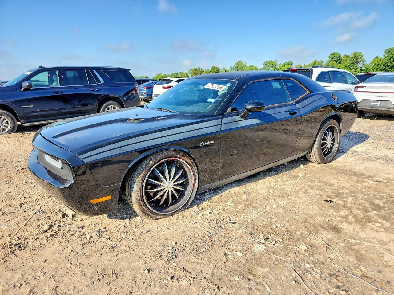 Salvage Dodge Challenger Image