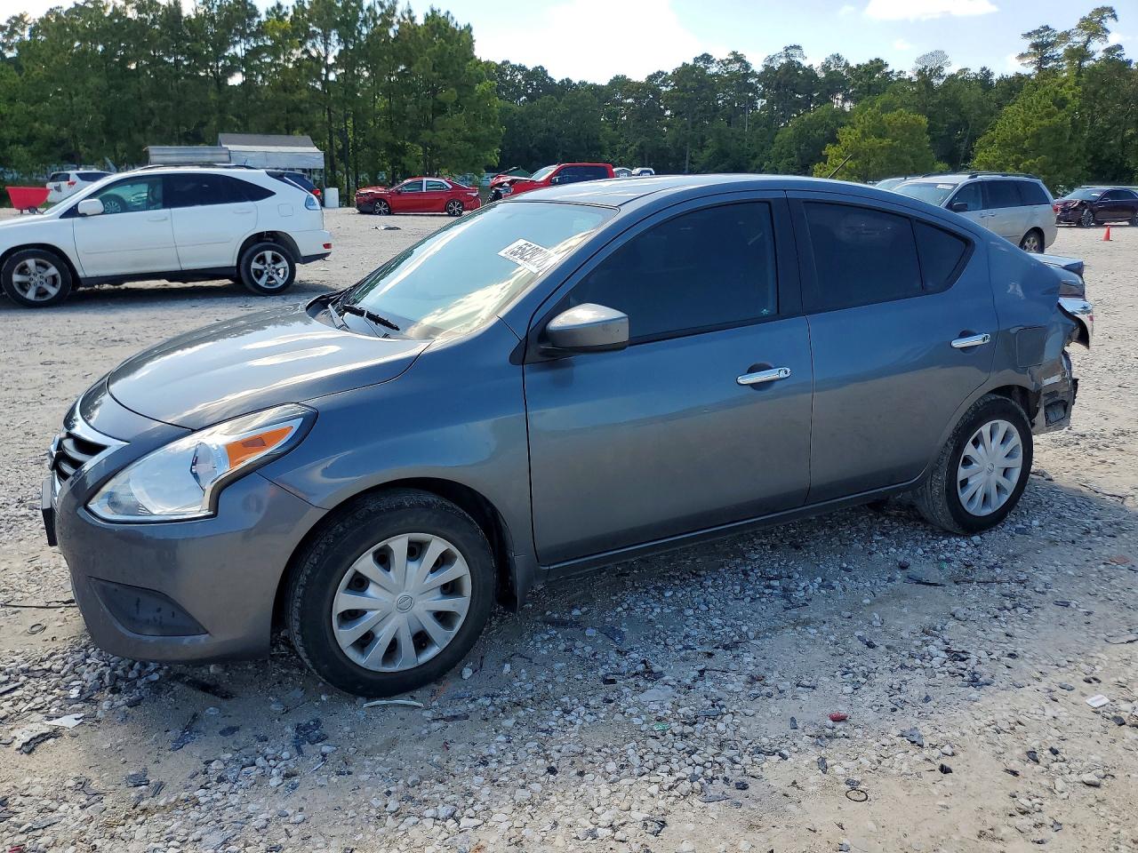 Salvage Nissan Versa Image