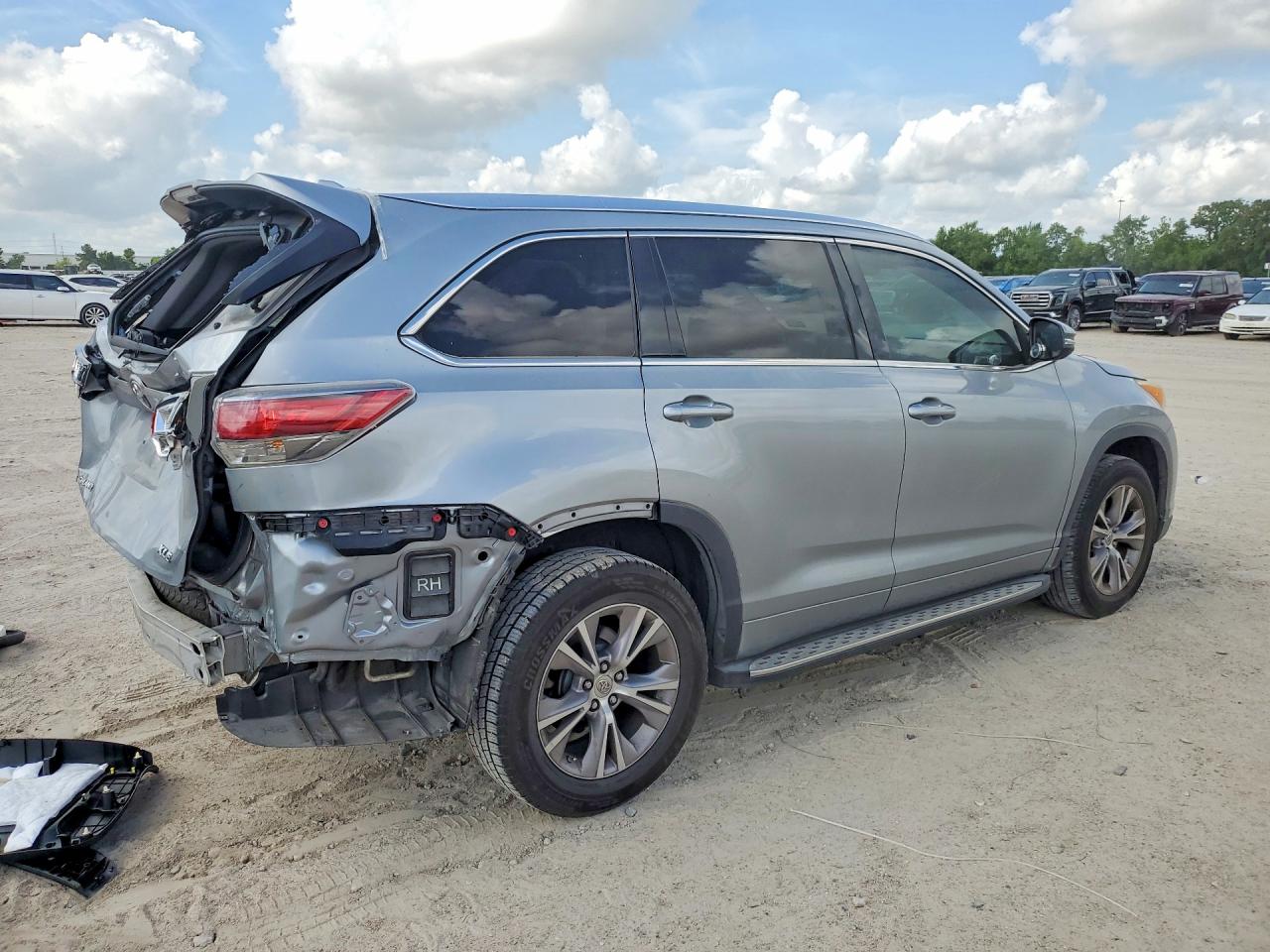 Toyota Highlander Xle