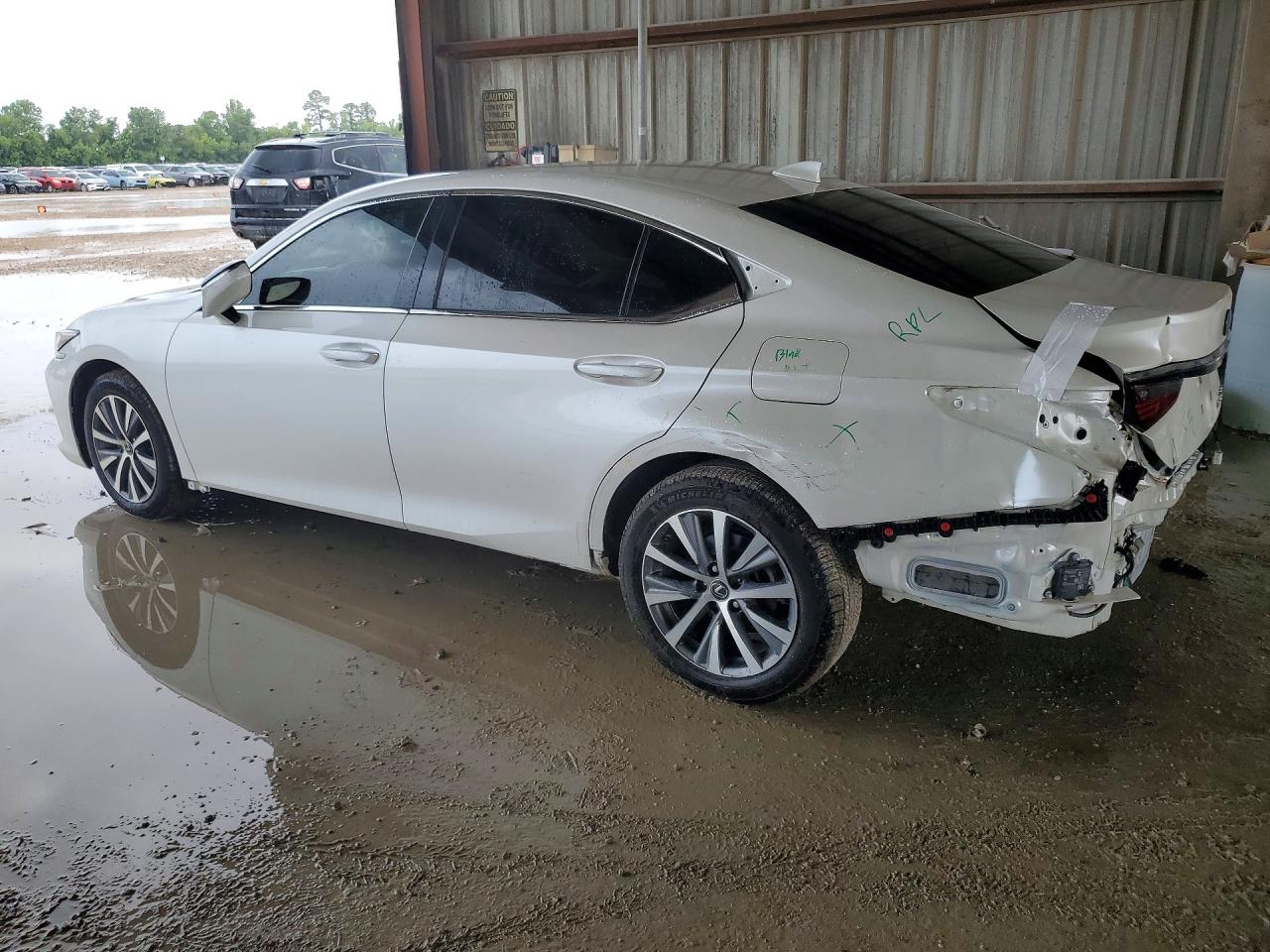 Lexus Es Base