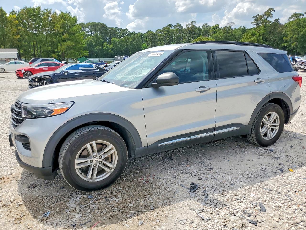 Salvage Ford Explorer Image