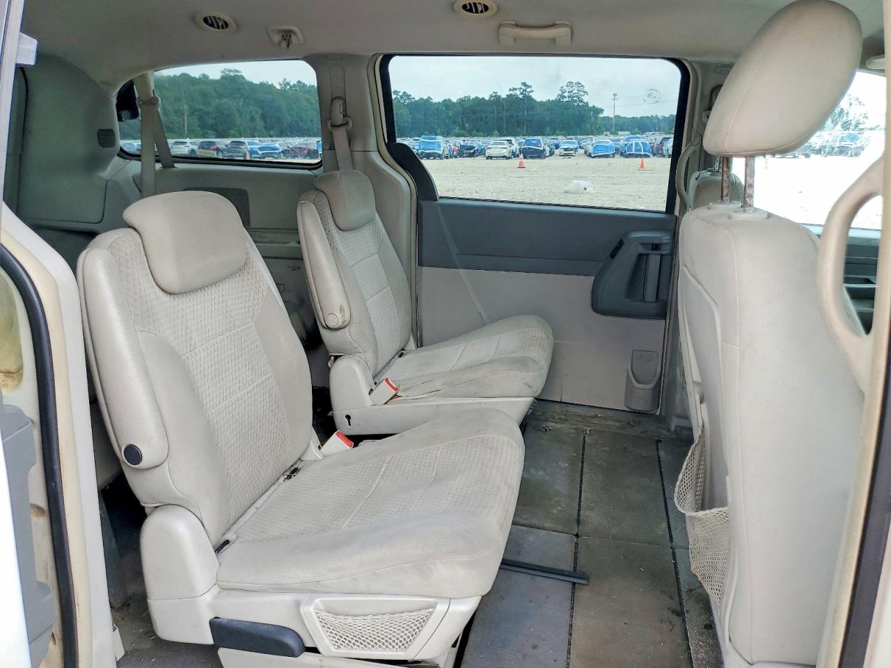 Chrysler Minivan Lx