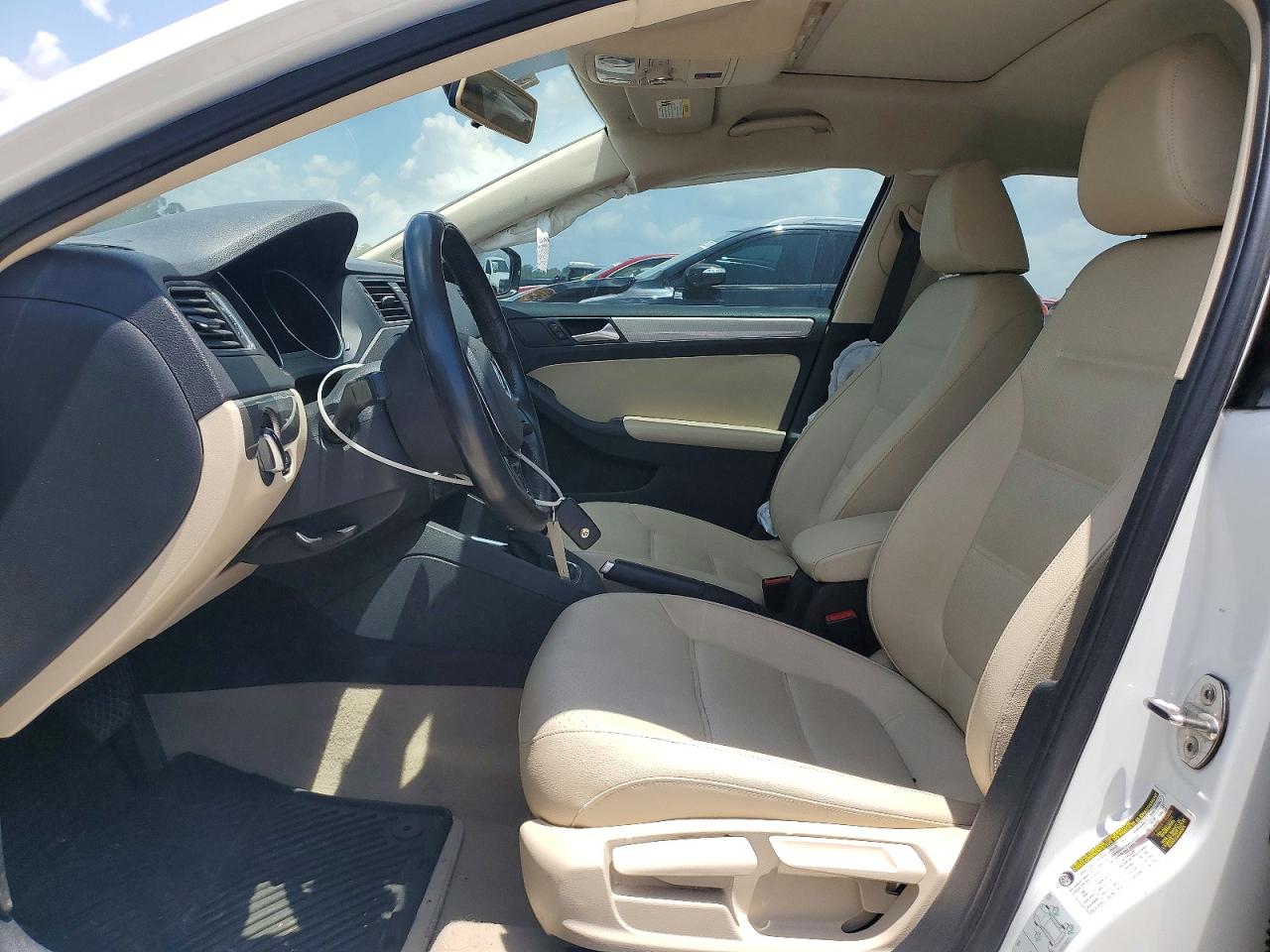 Volkswagen Jetta Se