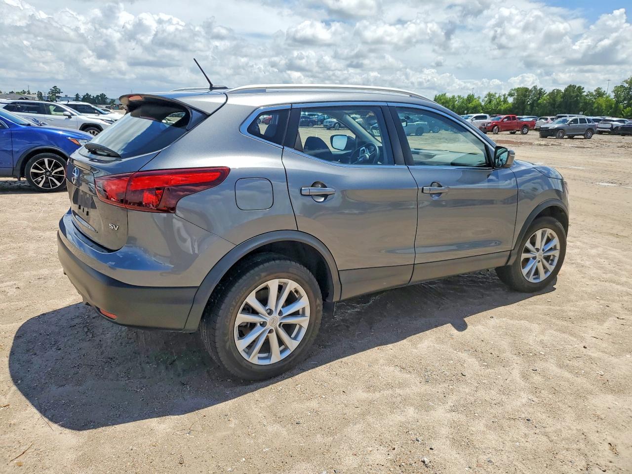 Nissan Rogue Sv