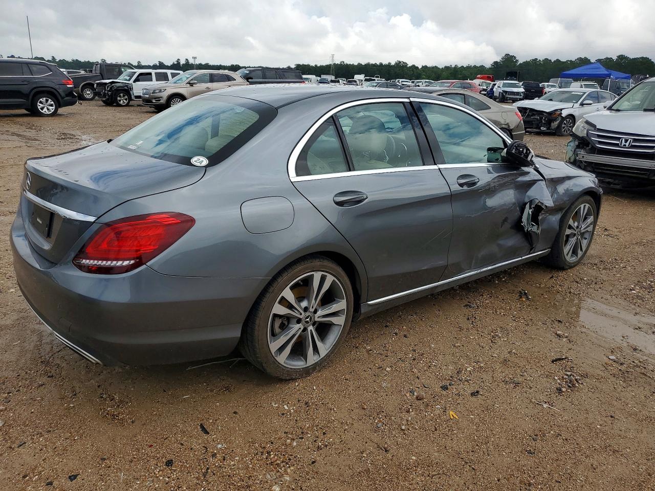 Mercedes-Benz C-Class 300