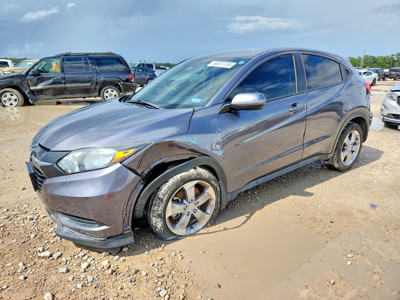 Salvage Honda HR-V Image