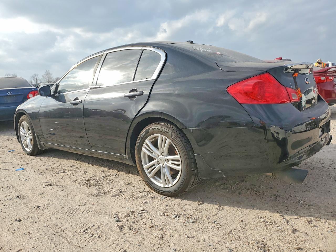 INFINITI G37