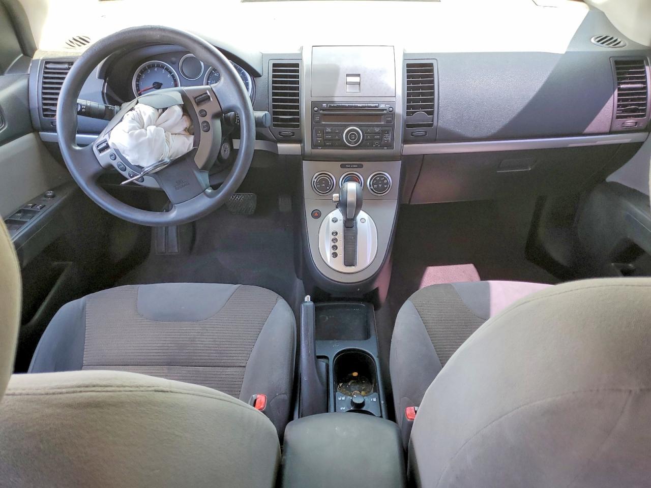 Nissan Sentra 2.0