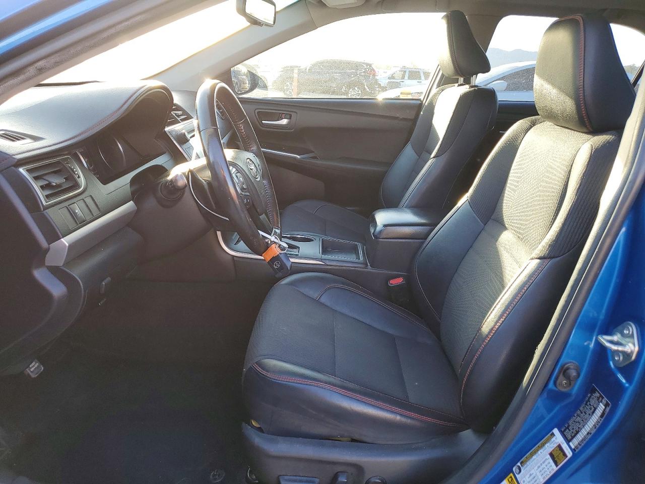 Toyota Camry Se