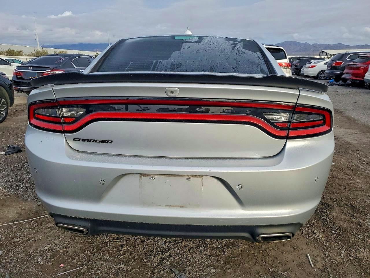 Dodge Charger Sxt