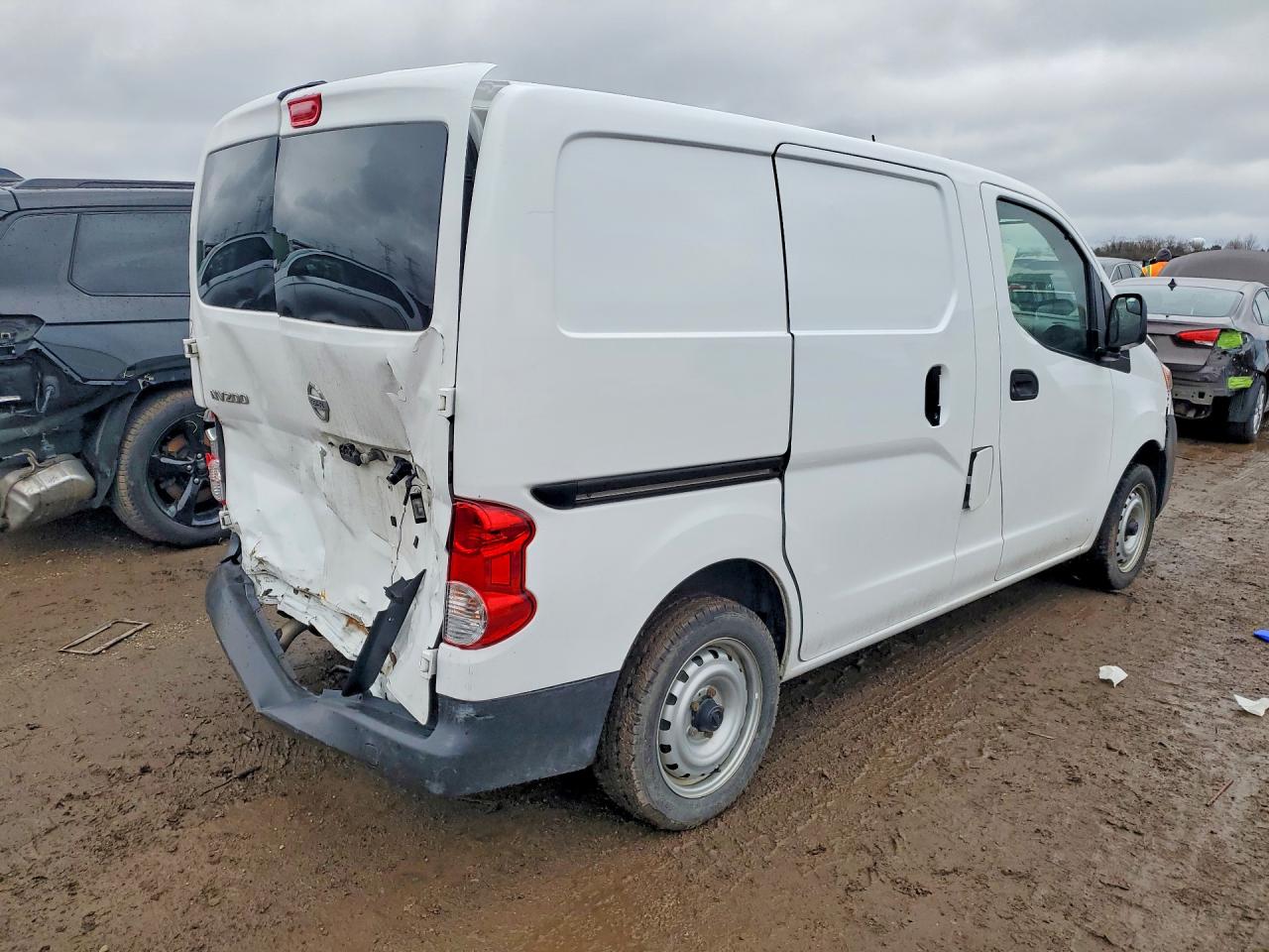Nissan Nv S