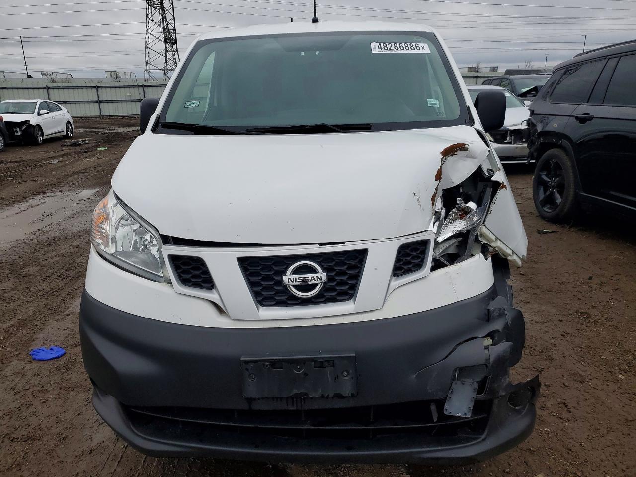 Nissan Nv S