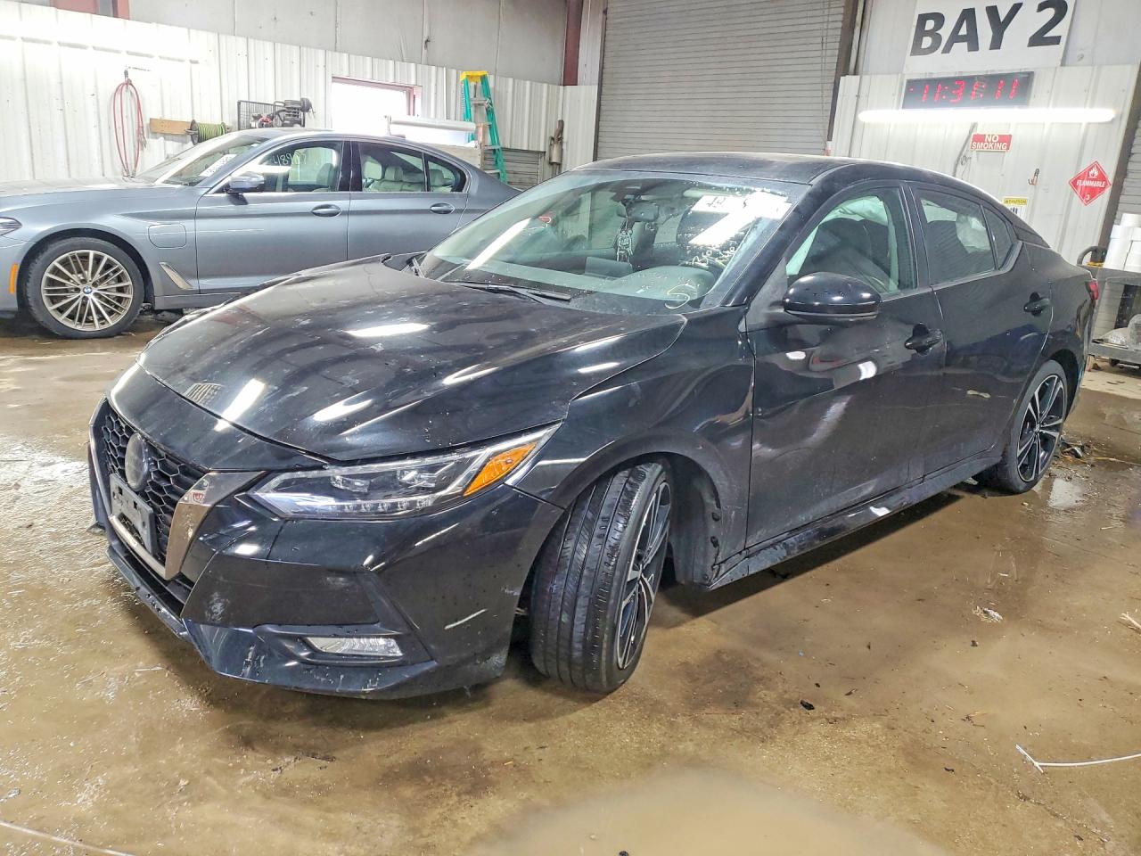 Salvage Nissan Sentra Image