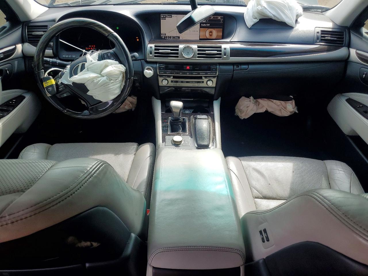 Lexus LS 460