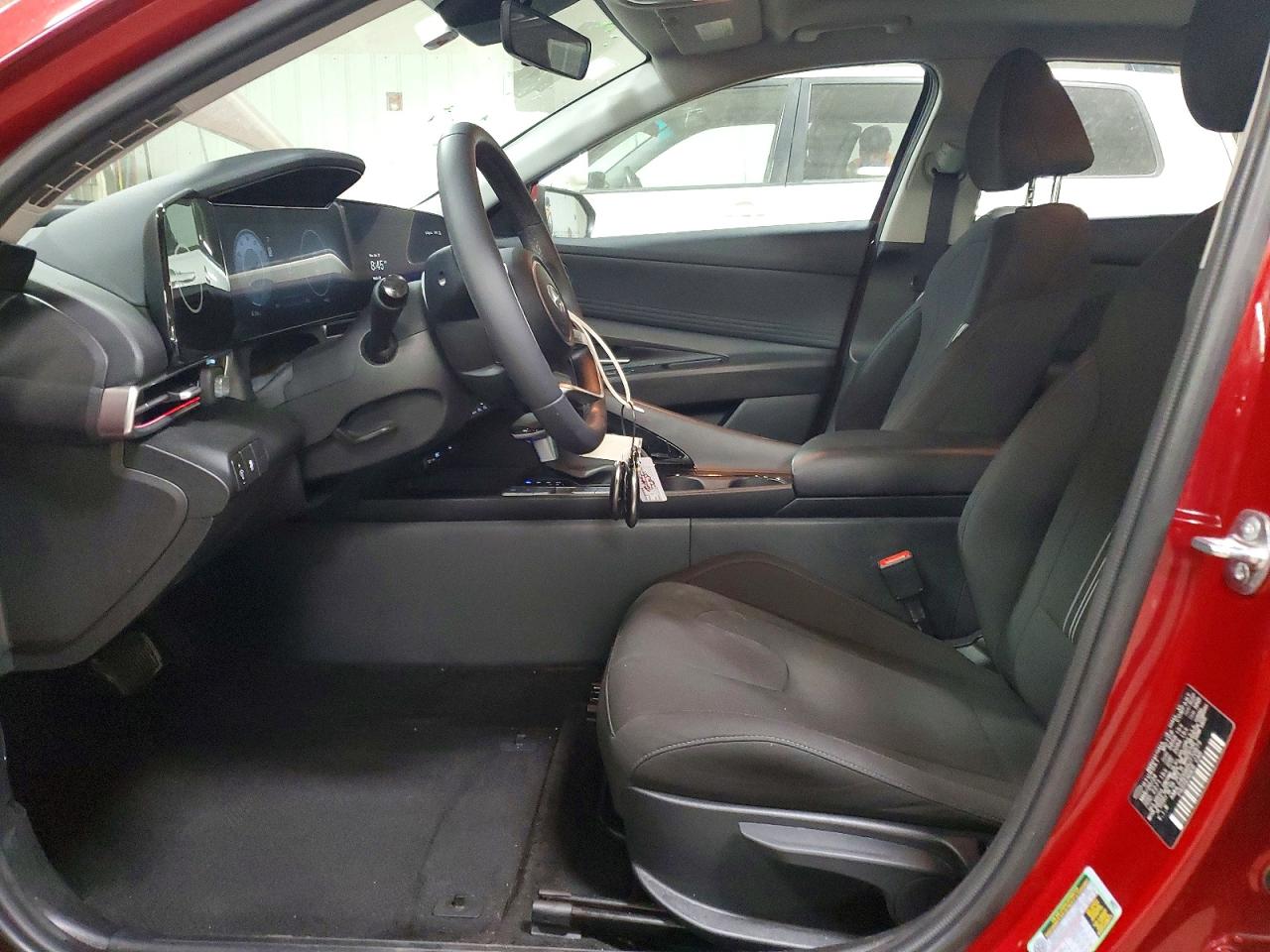 Hyundai ELANTRA Sel
