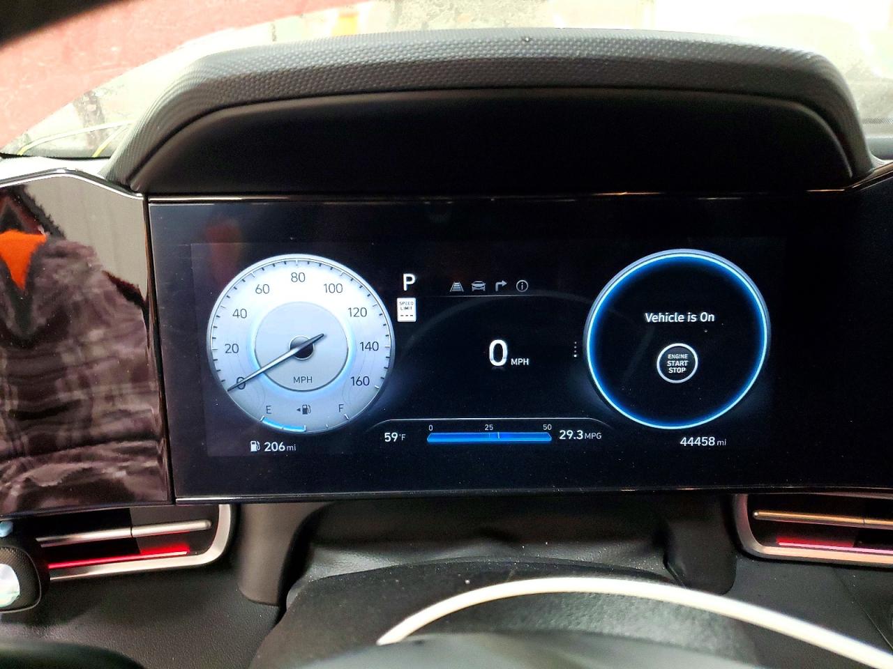 Hyundai ELANTRA Sel